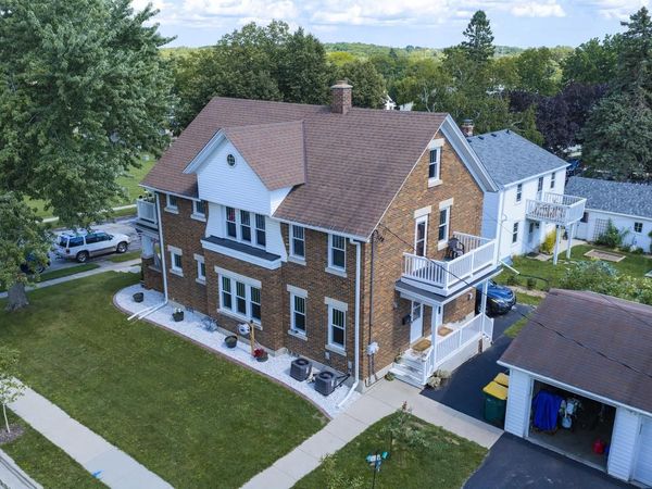 1517 Monroe STREET, West Bend, WI 53090