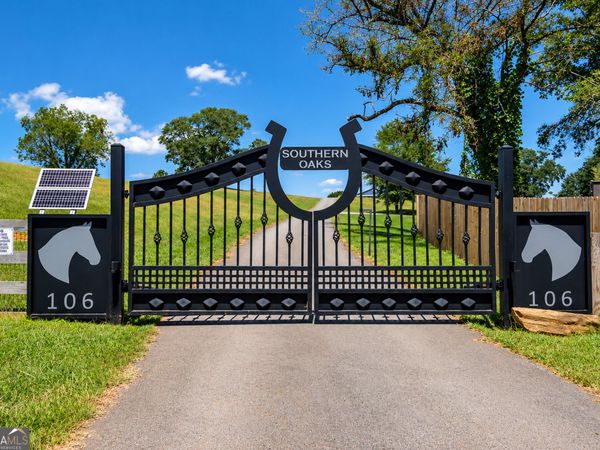 16 Peek Drive, Carrollton, GA 30116