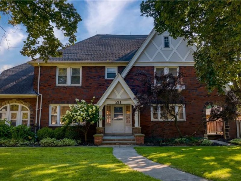 211 E Schaaf Road, Cuyahoga Heights, OH 44131 Photo 1