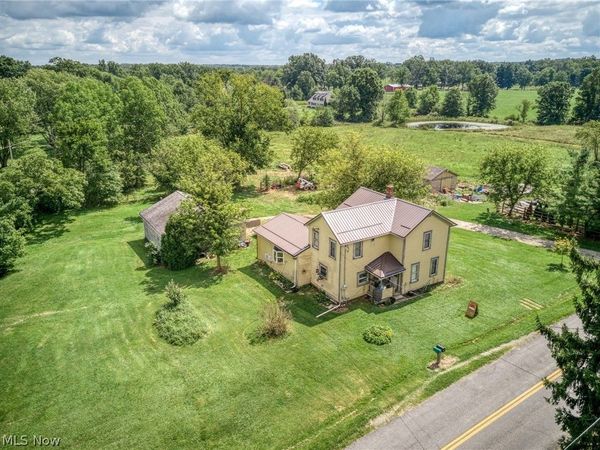 3746 Mcclintocksburg Road , Diamond, OH 44412