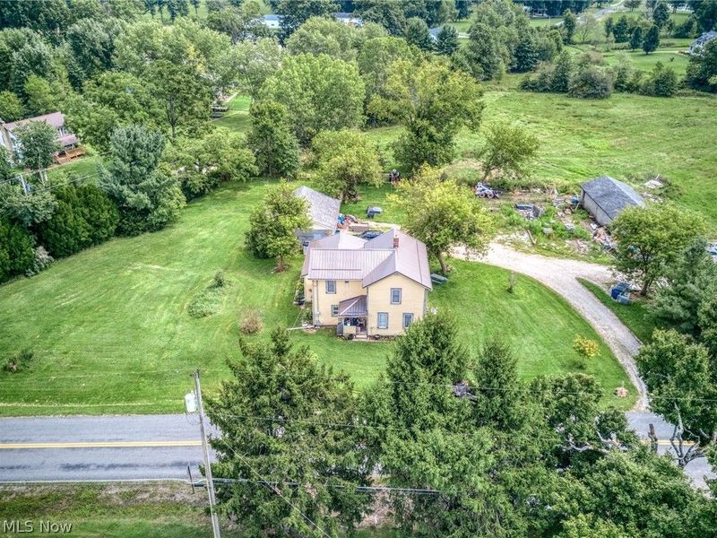 3746 Mcclintocksburg Road, Diamond, OH 44412 Photo 2