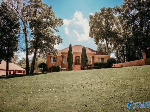 312 Mossy Oak Drive, Huntsville, AL 35806