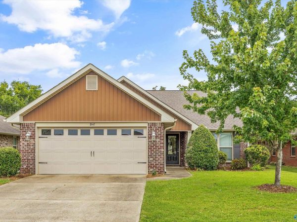 2642 Ashtynn Place SW, Huntsville, AL 35803