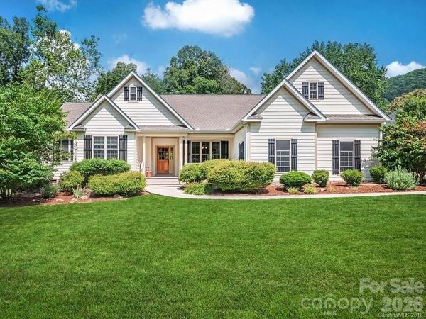 122 Twin Courts Drive , Weaverville, NC 28787