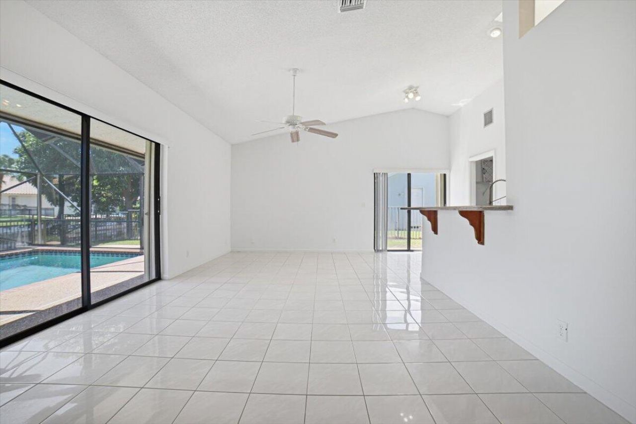 7000 NW 4th Avenue, Boca Raton, FL 33487 Photo