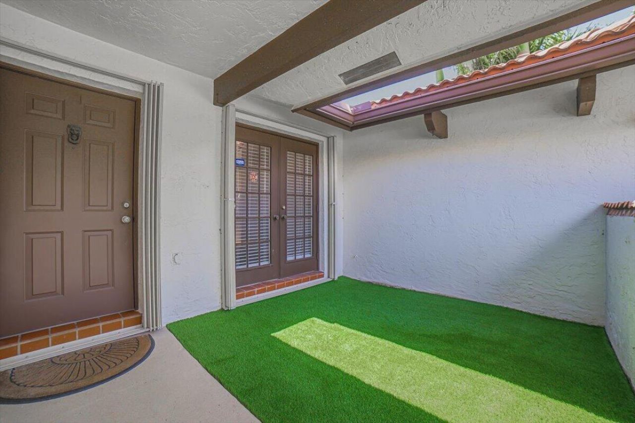 7000 NW 4th Avenue, Boca Raton, FL 33487 Photo