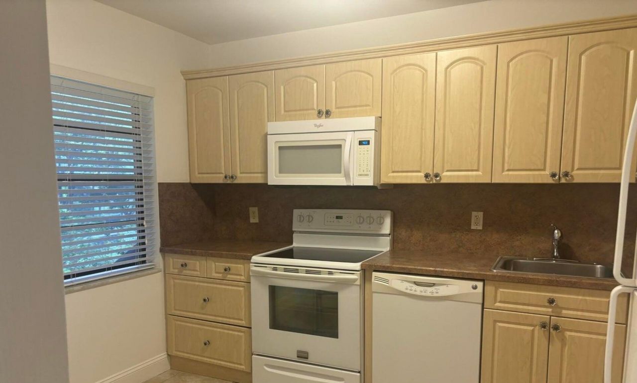9264 Vista Del Lago, Unit H, Boca Raton, FL 33428 Photo