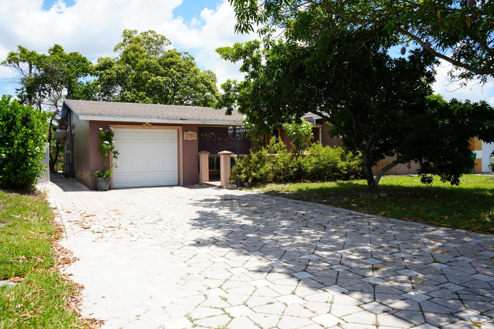 7761 Biltmore Boulevard, Miramar, FL 33023 Photo