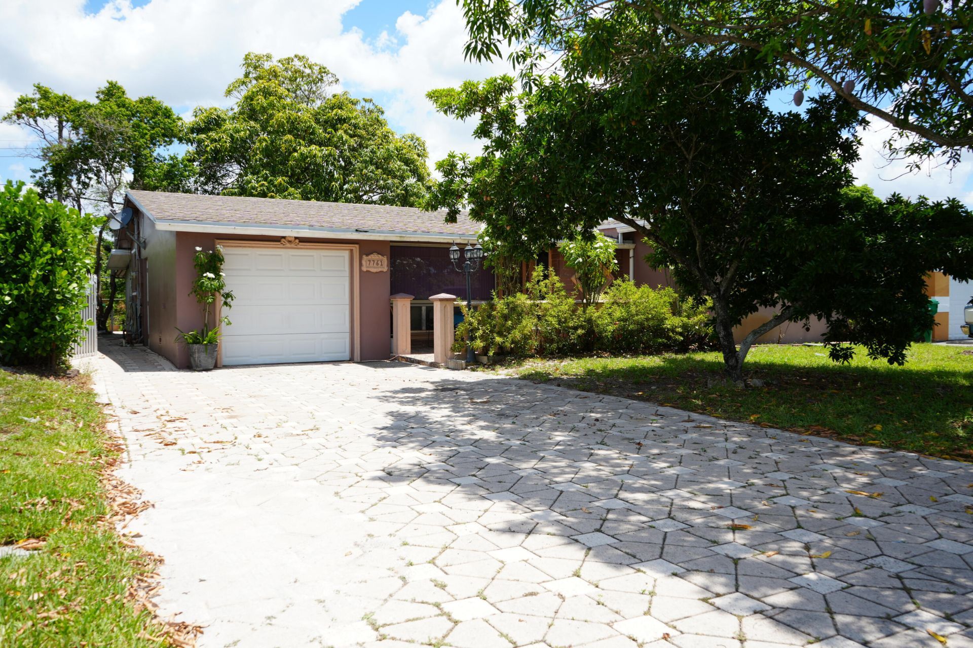 7761 Biltmore Boulevard, Miramar, FL 33023 Photo