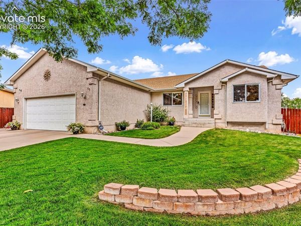 11 Hardwick Court, Pueblo, CO 81005