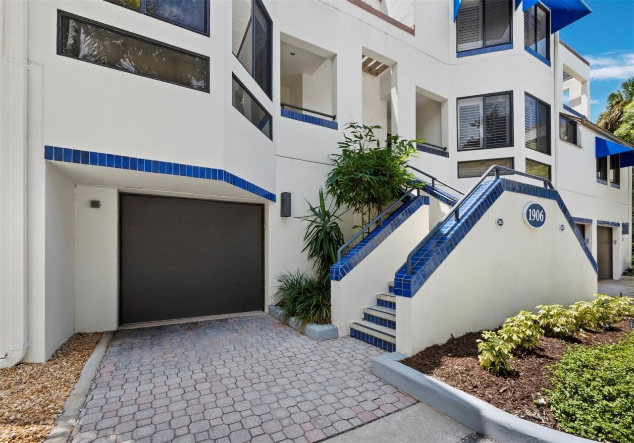 1906 Harbourside Drive , Unit 303, Longboat Key, FL 34228 Photo