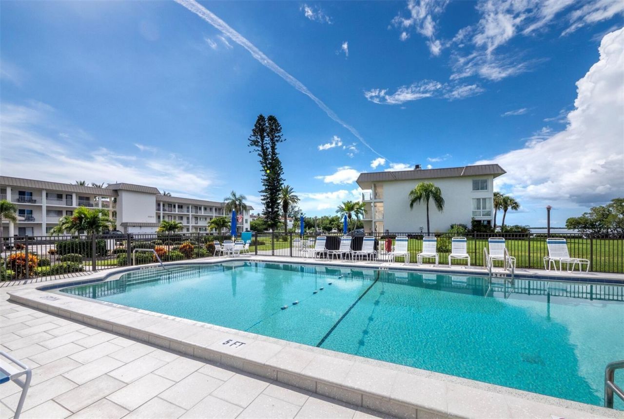 3320 Gulf Of Mexico Drive , Unit 206C, Longboat Key, FL 34228 Photo