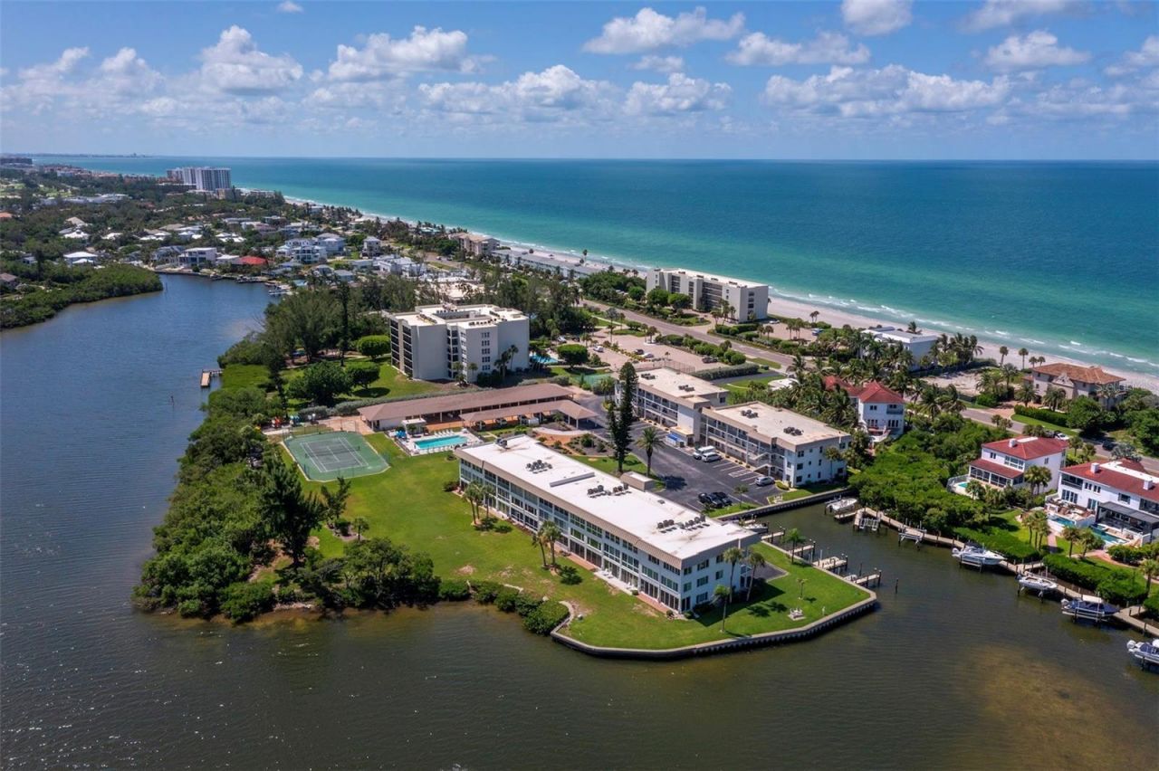 3320 Gulf Of Mexico Drive , Unit 206C, Longboat Key, FL 34228 Photo