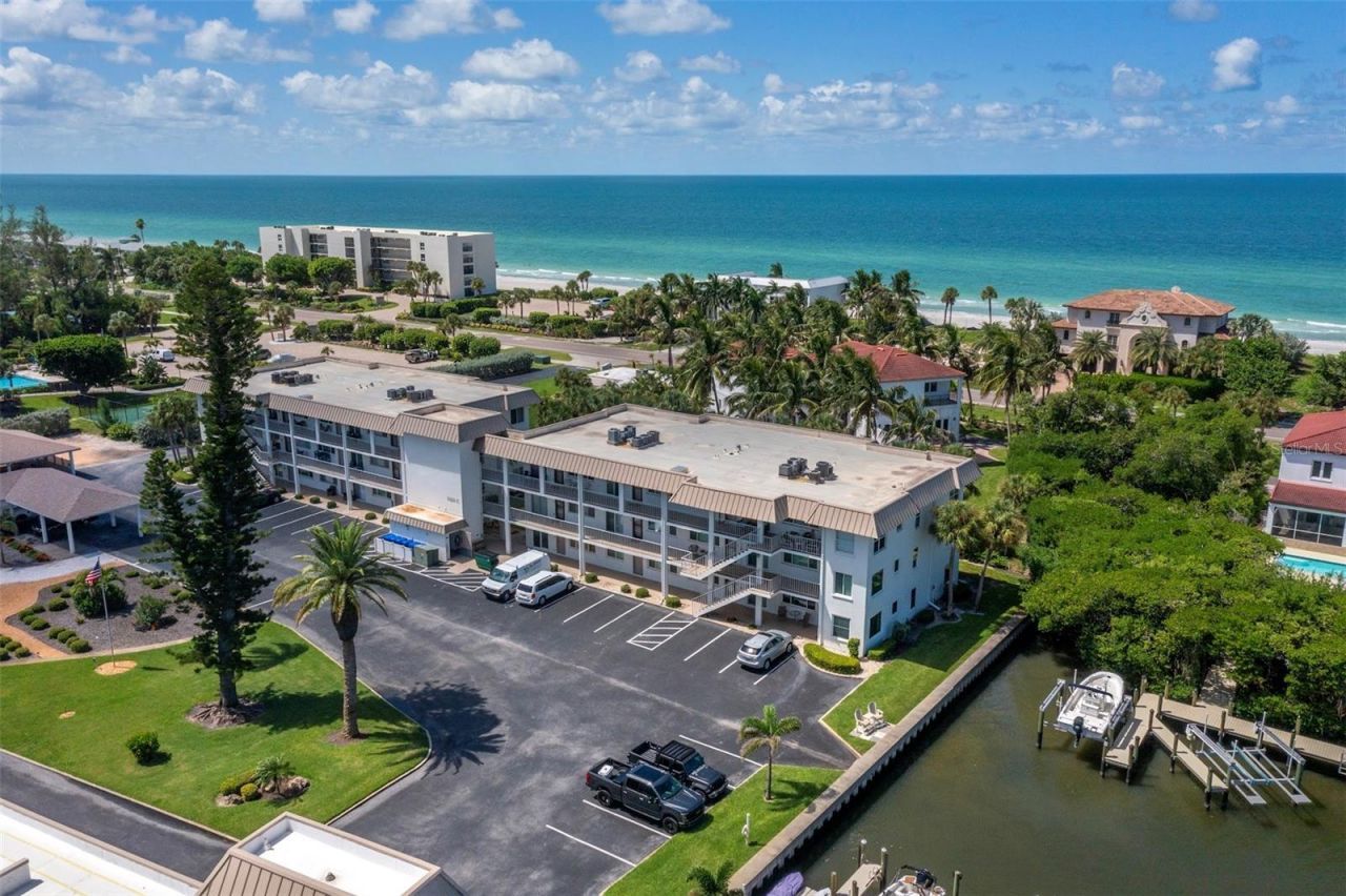 3320 Gulf Of Mexico Drive , Unit 206C, Longboat Key, FL 34228 Photo