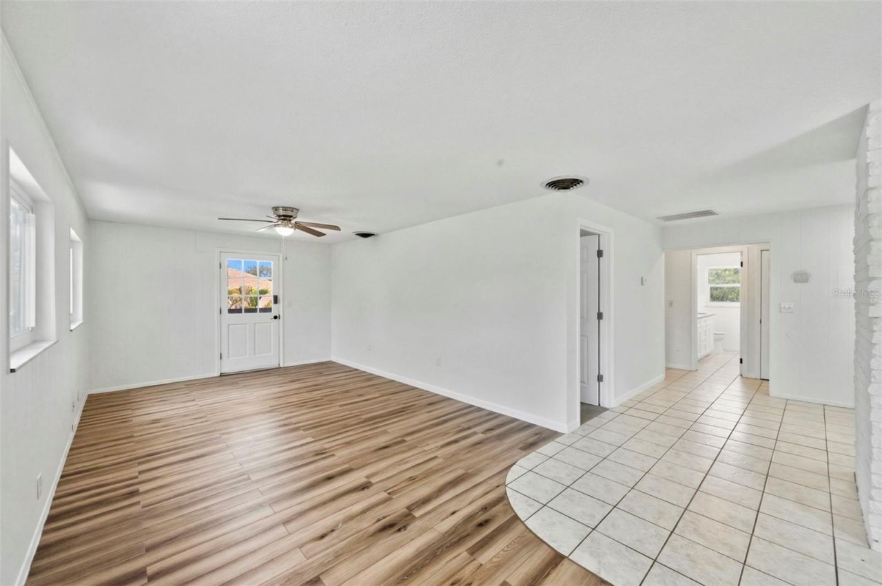 5136 68th Street N, Saint Petersburg, FL 33709 Photo