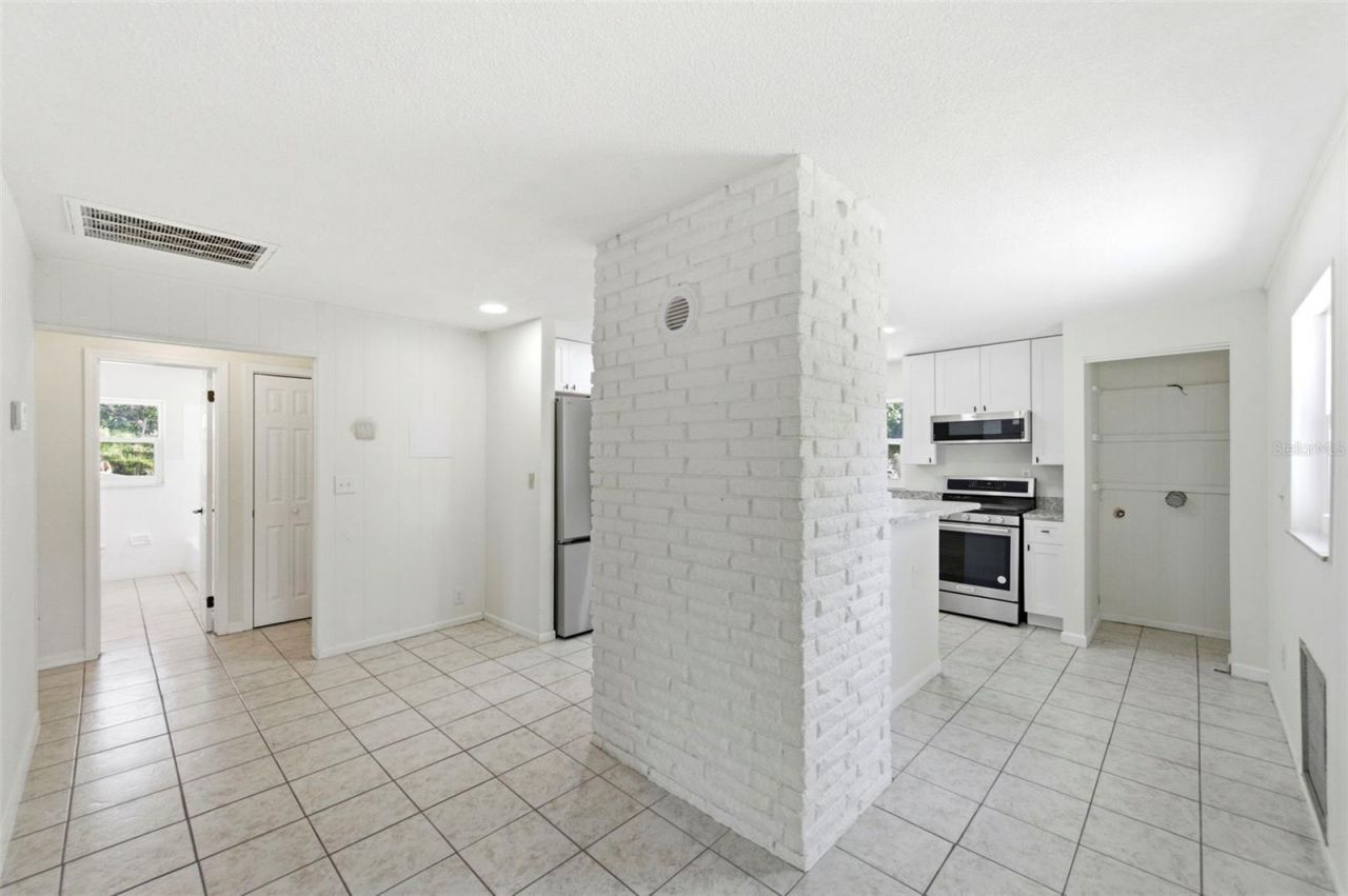 5136 68th Street N, Saint Petersburg, FL 33709 Photo