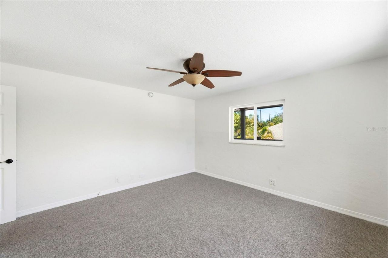 5136 68th Street N, Saint Petersburg, FL 33709 Photo