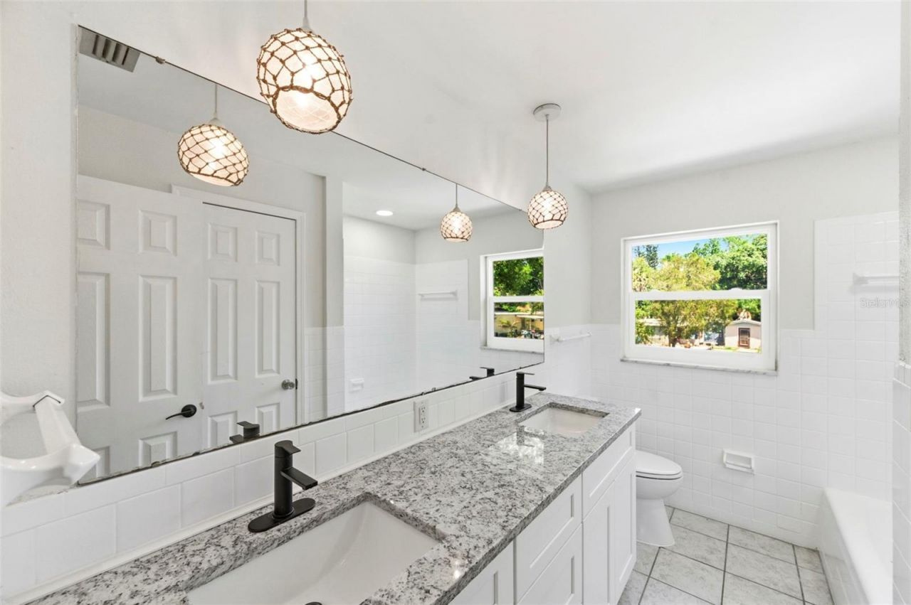5136 68th Street N, Saint Petersburg, FL 33709 Photo