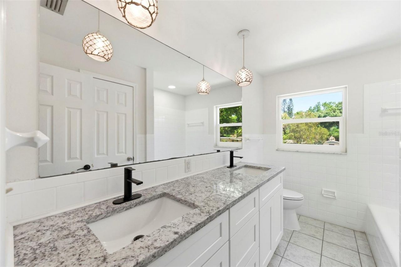 5136 68th Street N, Saint Petersburg, FL 33709 Photo