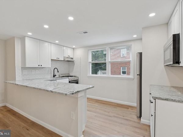 421 W JEFFERSON STREET , Unit B, MEDIA, PA 19063