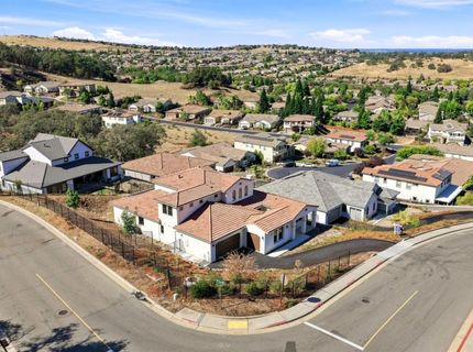 7062 Via Barlogio, El Dorado Hills, CA 95762 Photo
