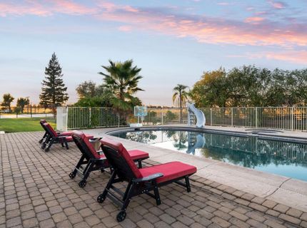9019 Poplar Hollow Way, Elk Grove, CA 95624 Photo