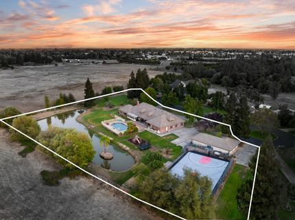 9019 Poplar Hollow Way, Elk Grove, CA 95624 Photo