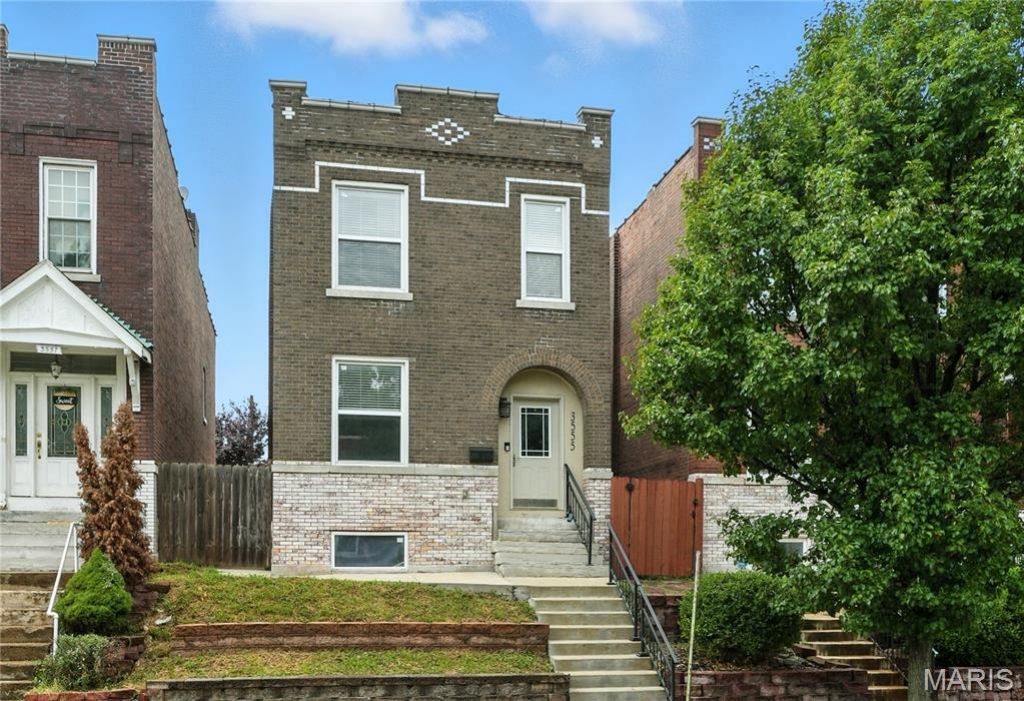 3555 S Spring Avenue , Saint Louis, MO 63116 Main Photo