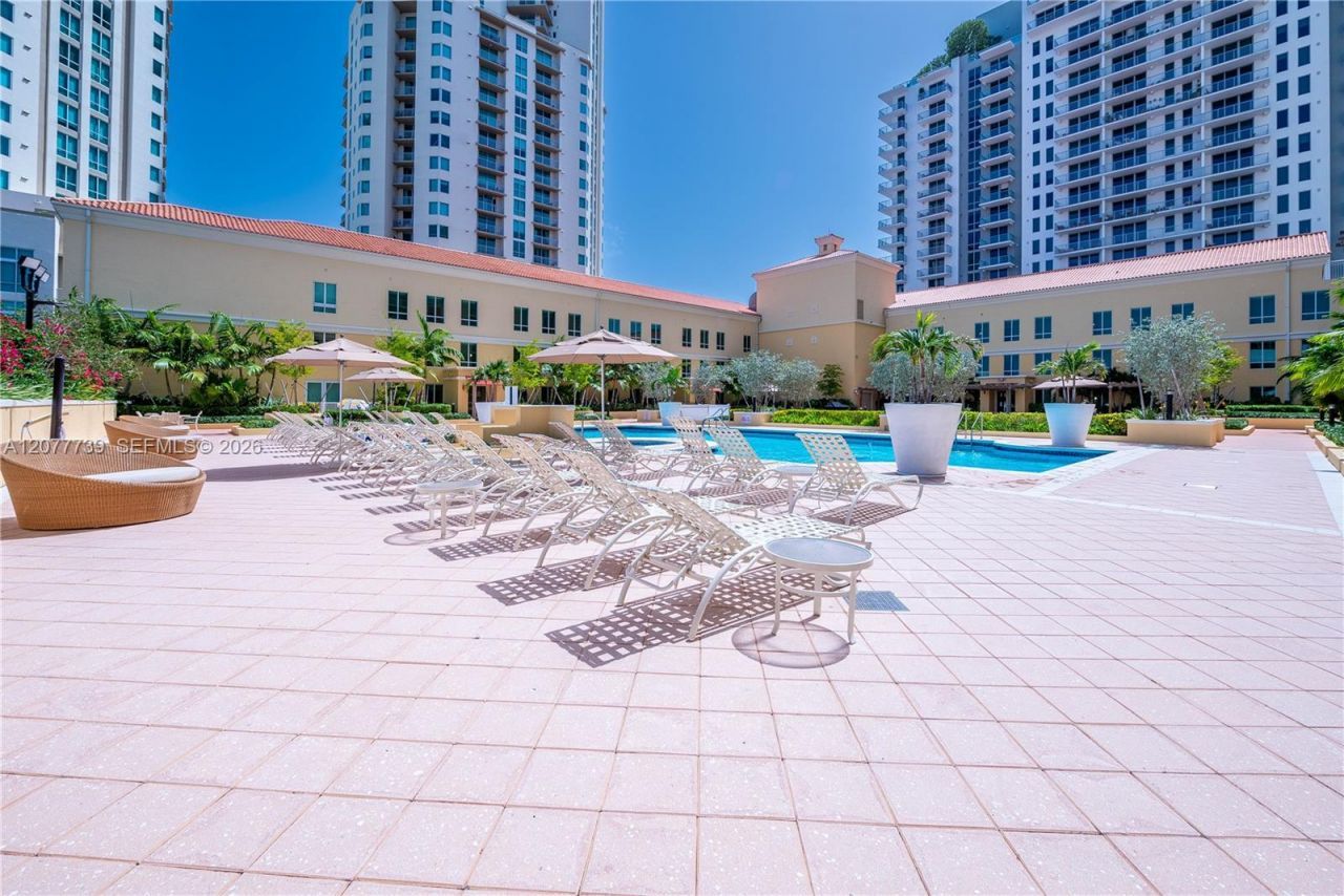 7350 SW 89th St, Unit 706S, Miami, FL 33156 Photo