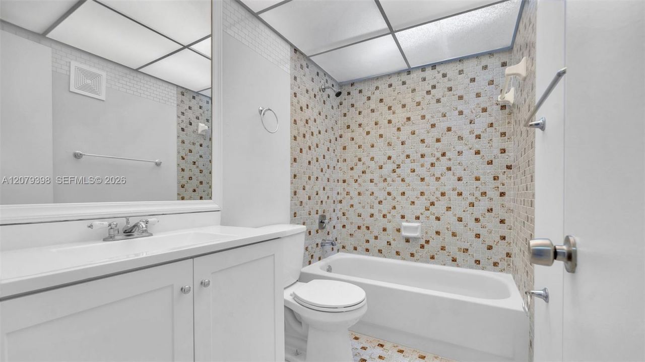 8500 SW 133rd Ave Rd , Unit 302, Miami, FL 33183 Photo