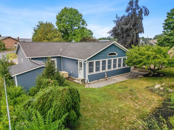 716 Valley Avenue, Fremont, MI 49412