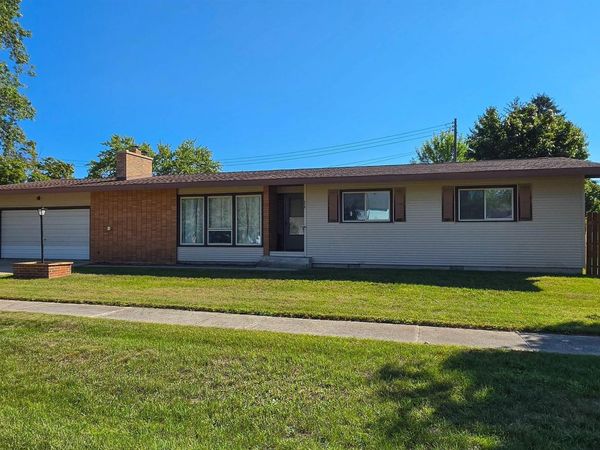 312 Alice Street, East Tawas, MI 48730