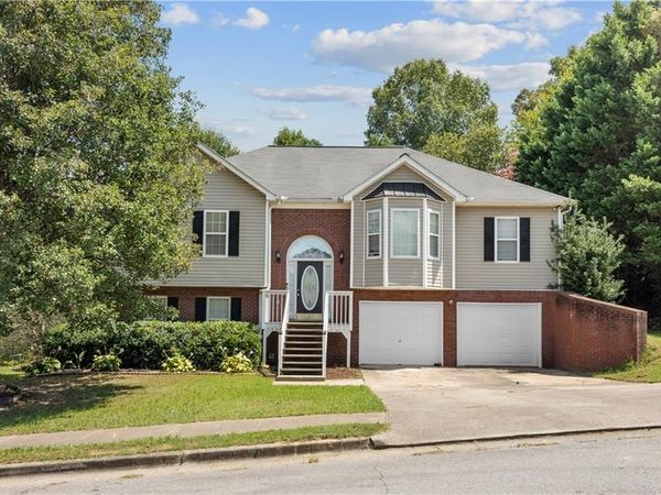 3161 Keenly Ives Court , Buford, GA 30519