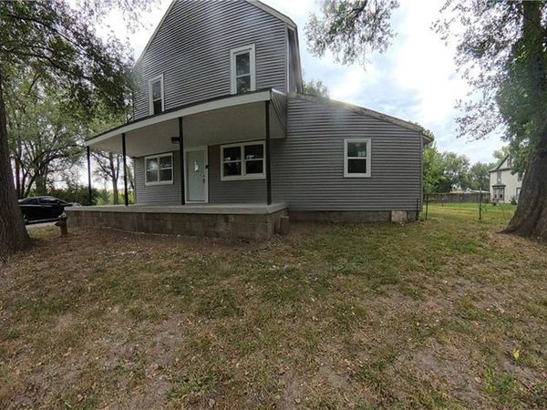 4770 RAILROAD Avenue, Shawnee, KS 66218