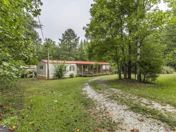 222 Tommys Trail, Forsyth, GA 31029