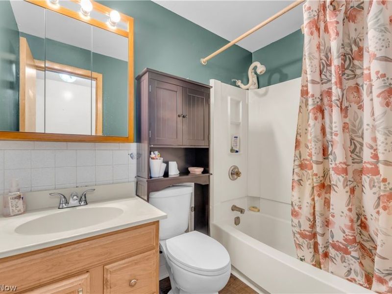 596 Eric Drive, Akron, OH 44305 Photo 27