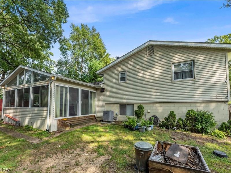 596 Eric Drive, Akron, OH 44305 Photo 31