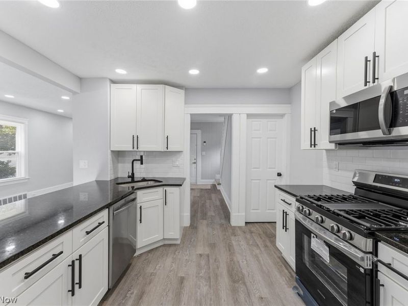 3569 W 136th Street, Cleveland, OH 44111 Photo 23
