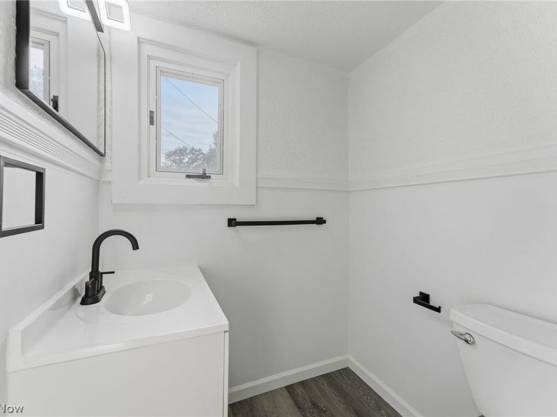 3569 W 136th Street, Cleveland, OH 44111 Photo 4
