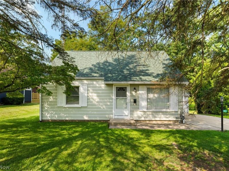 251 Bonnieview Avenue, Alliance, OH 44601 Photo 1