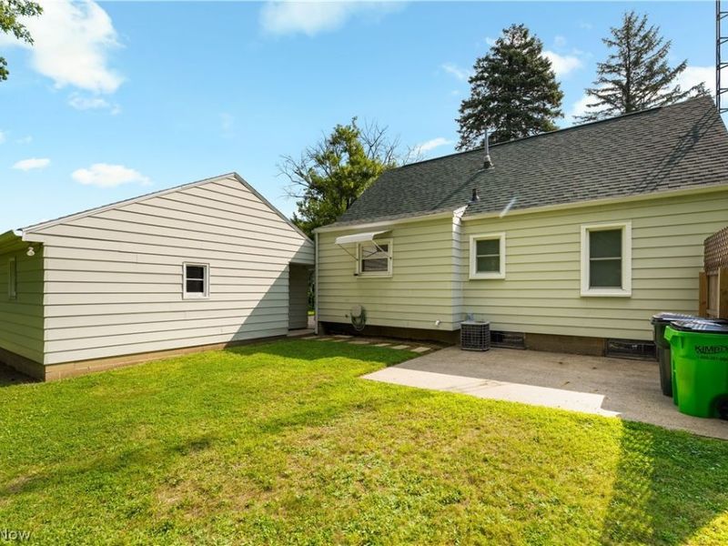 251 Bonnieview Avenue, Alliance, OH 44601 Photo 26