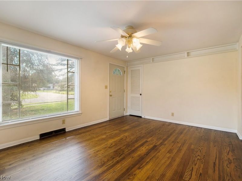251 Bonnieview Avenue, Alliance, OH 44601 Photo 4