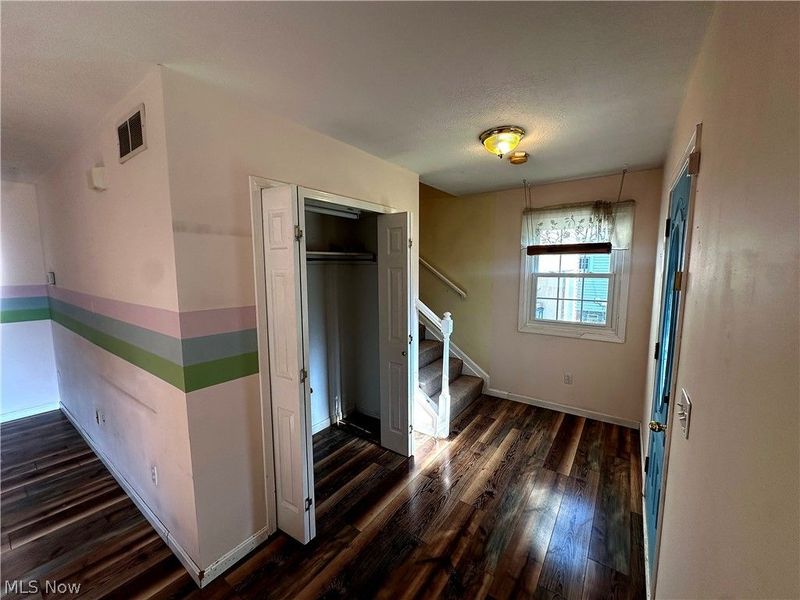 286 Wildwood Avenue, Akron, OH 44320 Photo 5