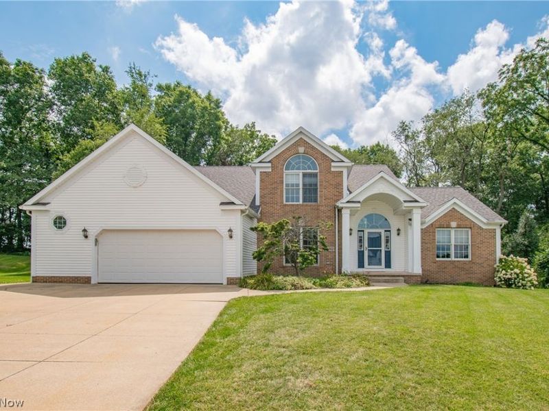 11002 Trenton Road NW, Uniontown, OH 44685 Photo 1