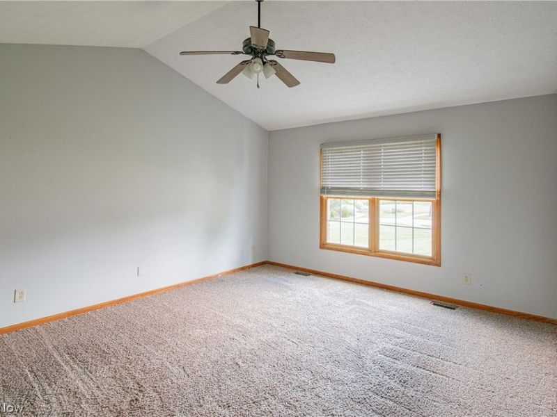11002 Trenton Road NW, Uniontown, OH 44685 Photo 17