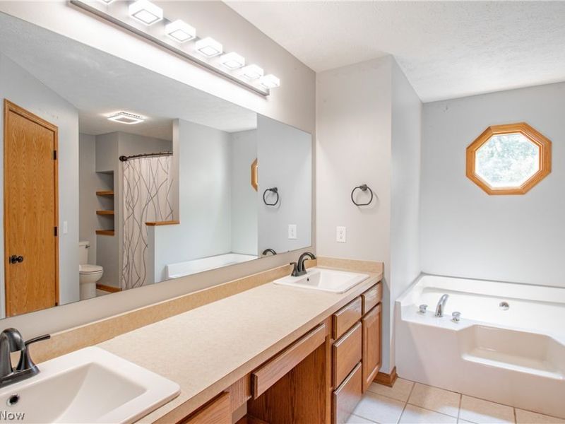 11002 Trenton Road NW, Uniontown, OH 44685 Photo 19