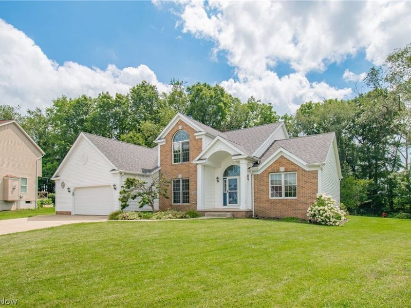 11002 Trenton Road NW, Uniontown, OH 44685 Photo 2