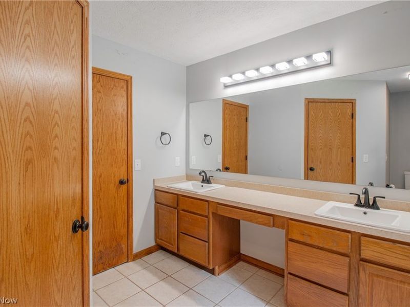 11002 Trenton Road NW, Uniontown, OH 44685 Photo 21