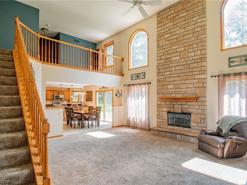 11002 Trenton Road NW, Uniontown, OH 44685 Photo 5