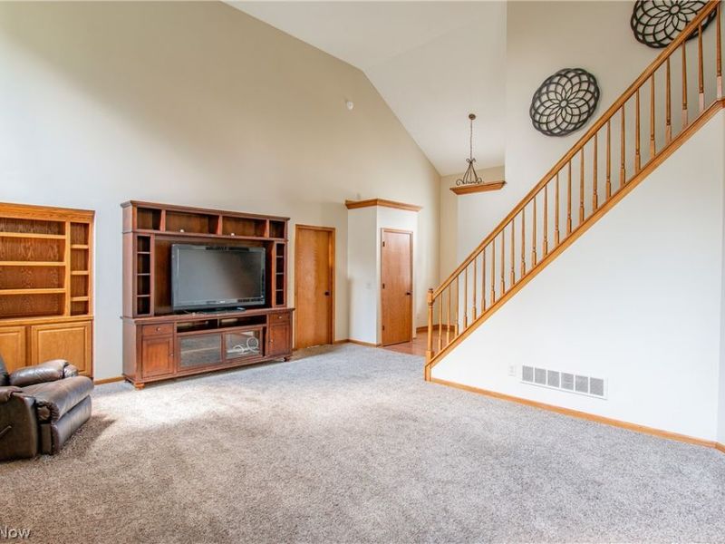 11002 Trenton Road NW, Uniontown, OH 44685 Photo 6
